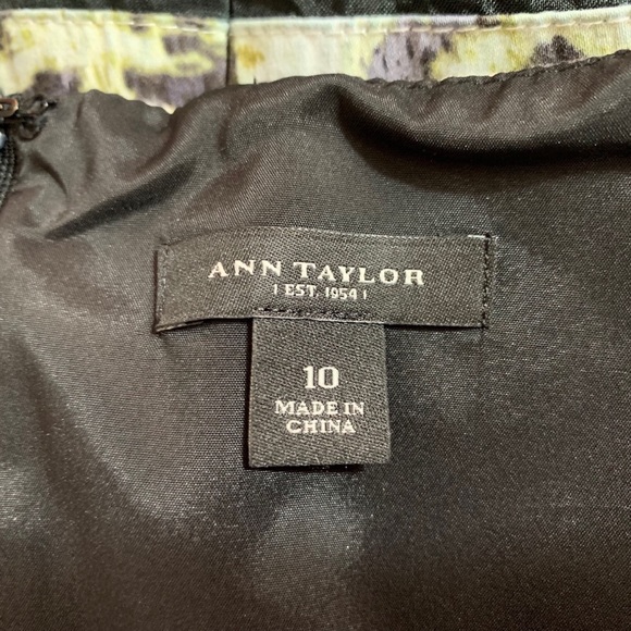 ANN TAYLOR Sheath Dress - Picture 4 of 4